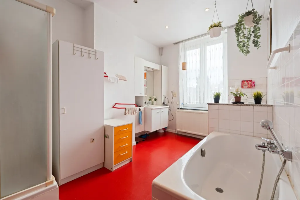 Bagni - Charming Townhouse with Garden in Central Zaventem