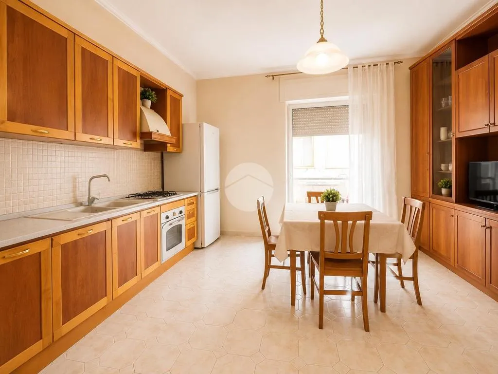 Cuisine - Student Room in Shared Apartment, Vico Parrettari, Naples