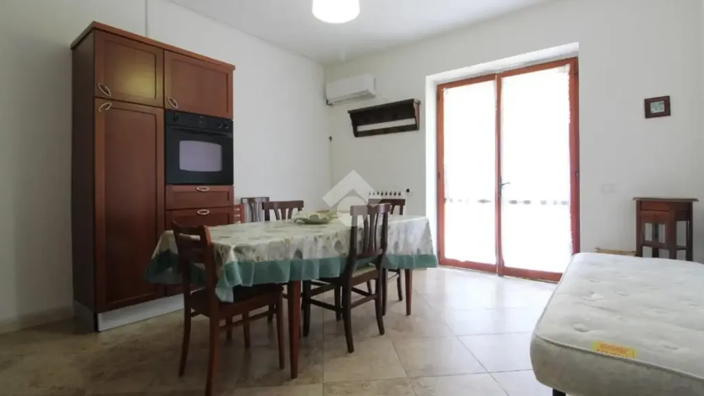 Sala da pranzo - Trilocale with Private Garden in Agropoli