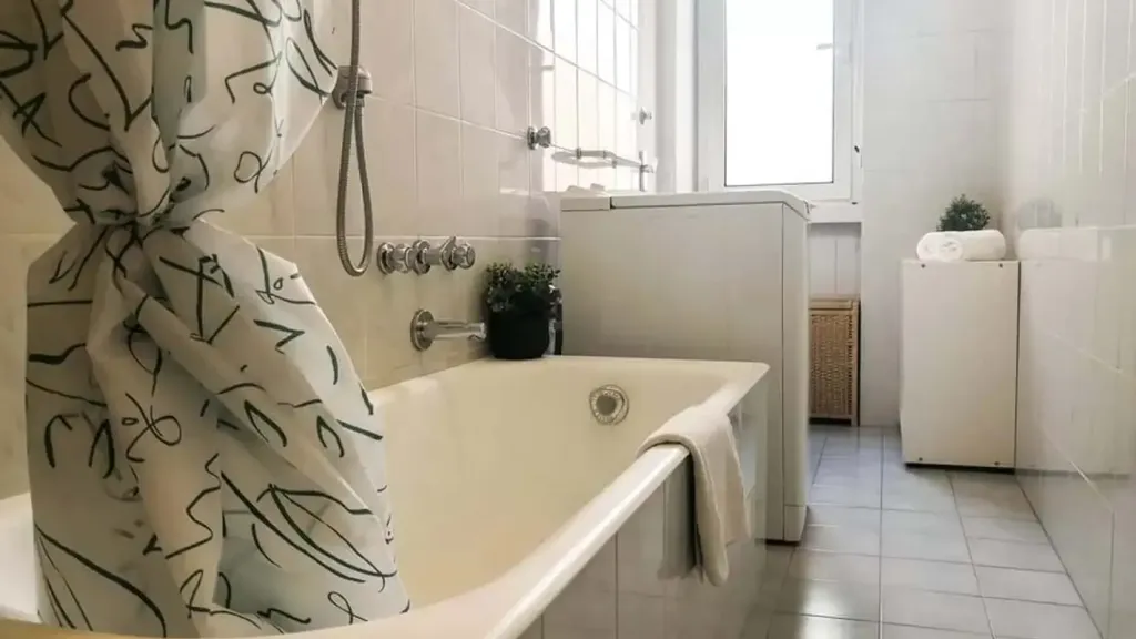 Salles de bain - Furnished Studio in Central Milan