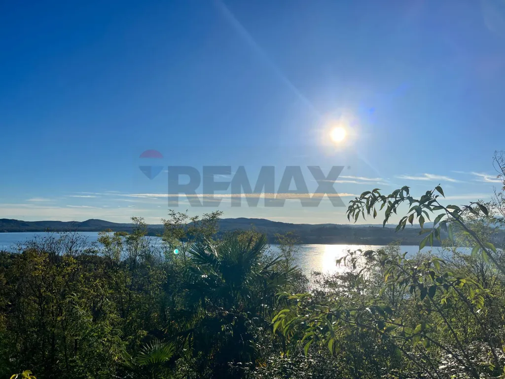 Buildable Land with Lake View in Gavirate