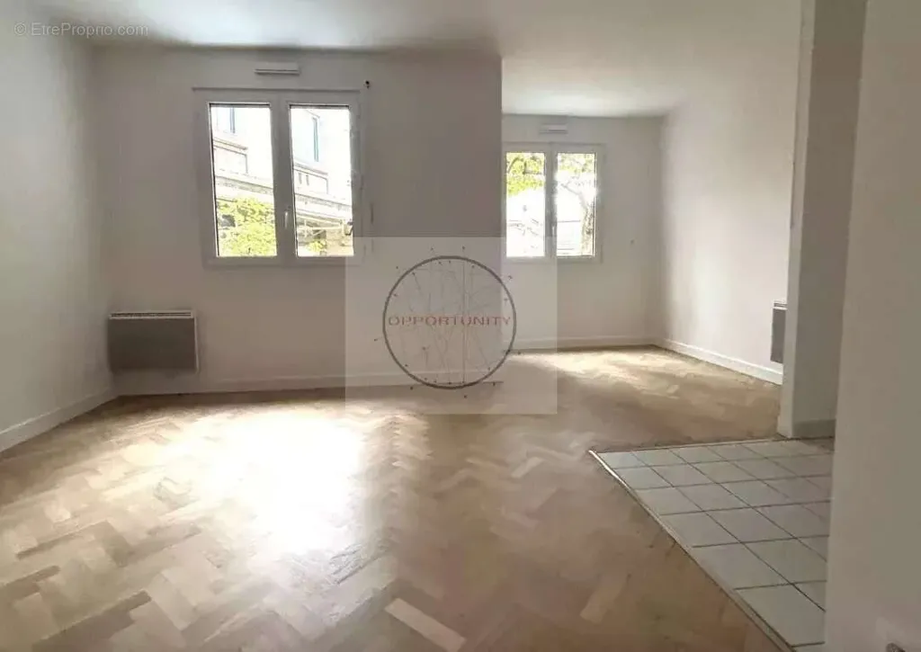 Pièces - Appartement Calme avec Ascenseur à Saint-Mandé