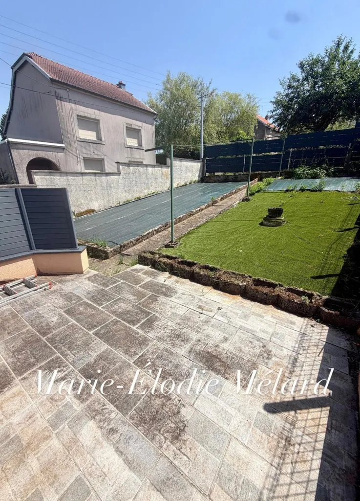 Giardino - Authentic Stone House in Mont-Saint-Martin