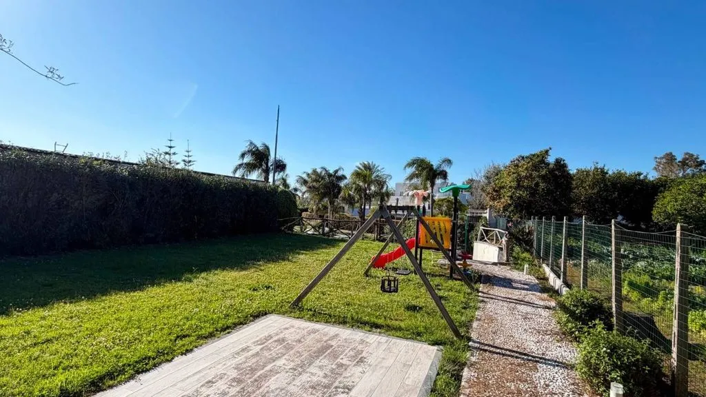 Aed - Luxury Flat with Pool in Procida