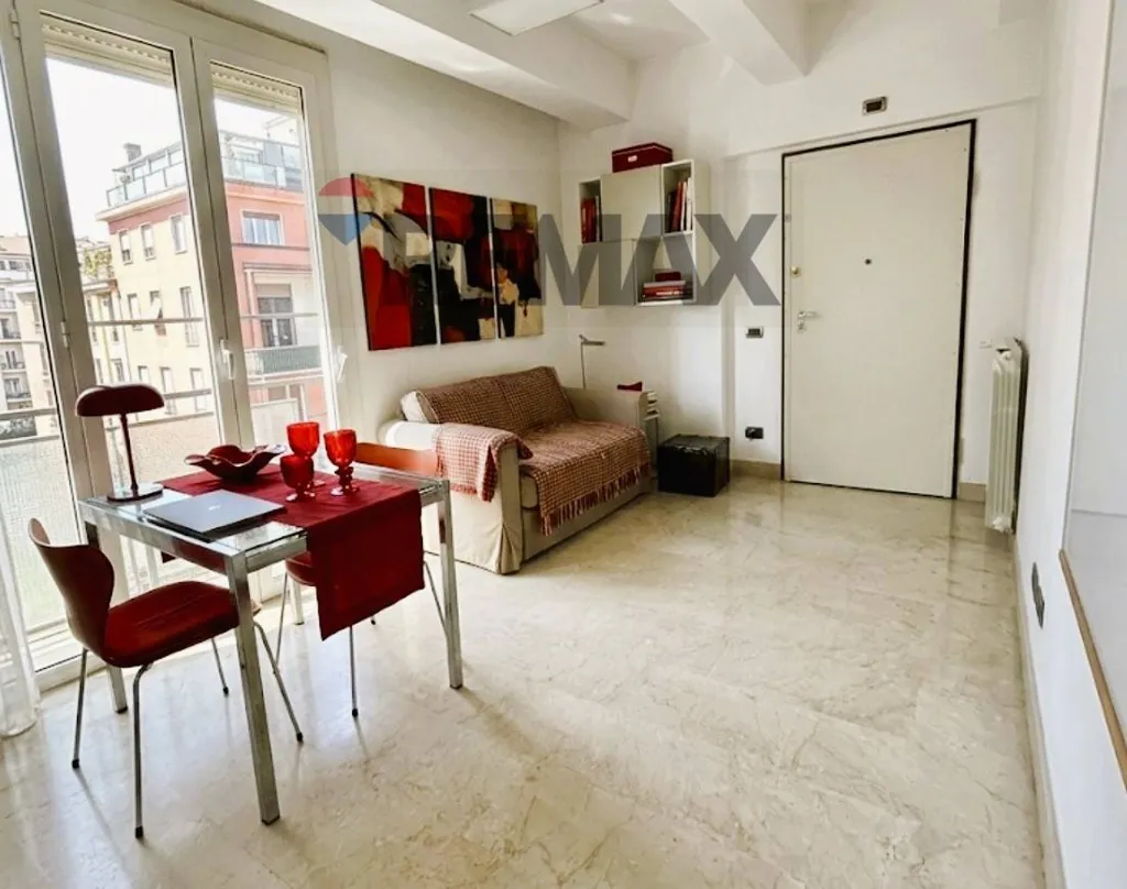 Elutuba - Elegant Studio with Balcony in Porta Maggiore