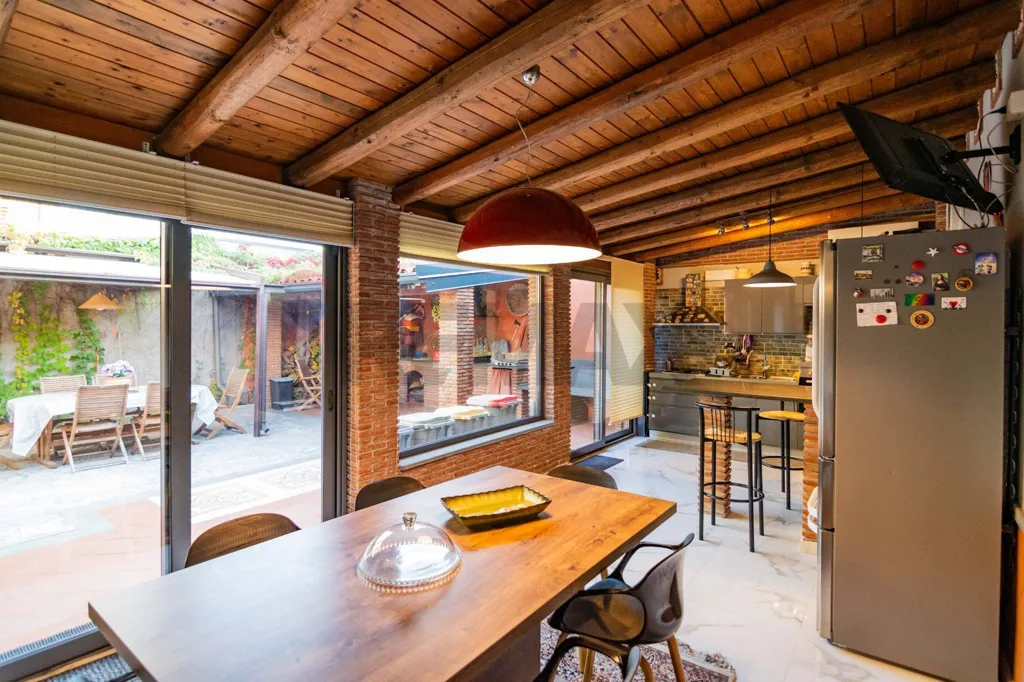 Maison 6 pièces à IT
