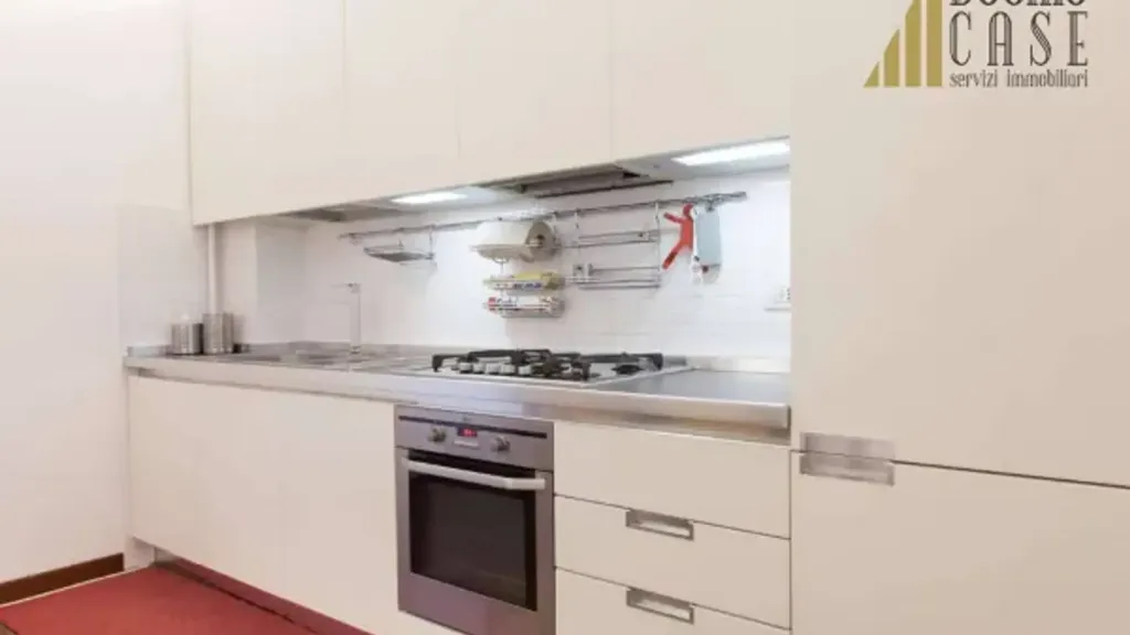 Köök - Modernised 2-Bedroom Apartment in Milan