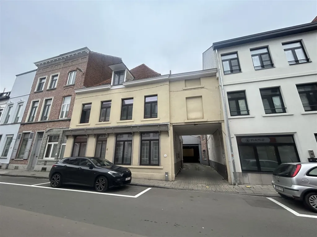 Extérieur - Garage avec Mezzanine à Leuven