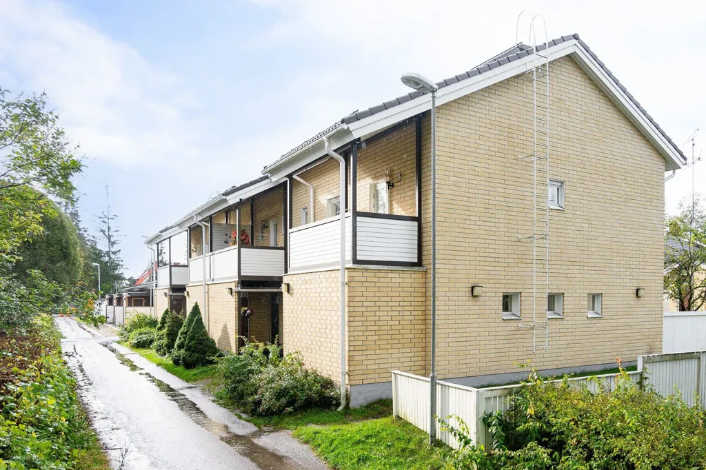 Välivaade - Modernised Townhouse with Sauna in Järvenpää