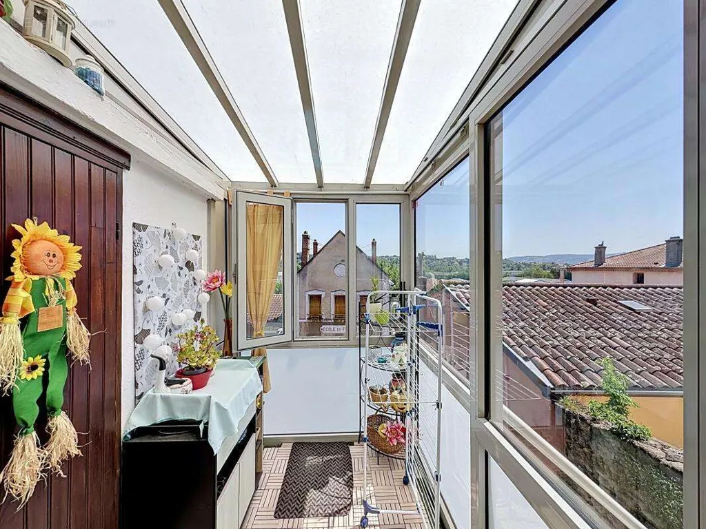 Terrass - Triplex with Courtyard in Grigny Centre