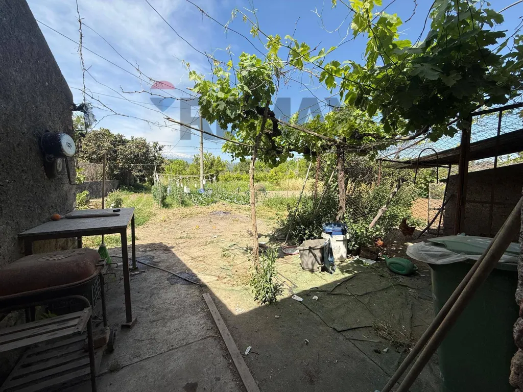 Aed - Industrial Plot with Existing Building in Giardini-Naxos