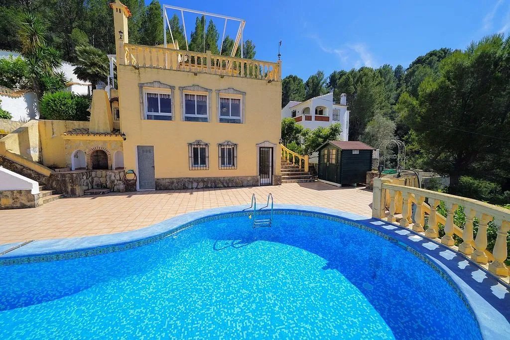 Bassein - Chalet with Pool and Terrace in Benidoleig
