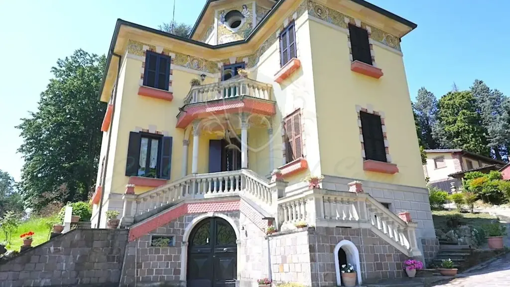 Esterno - Historic Villa with Vineyard View in San Colombano