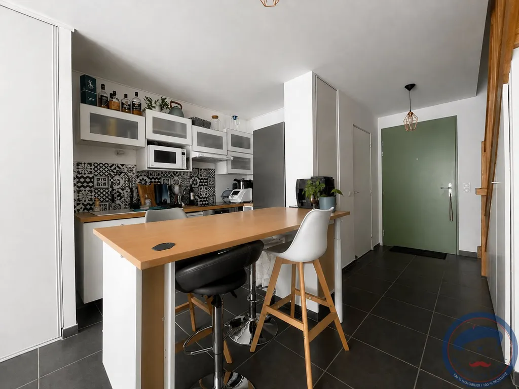 Köök - Eco-Friendly Townhouse with Terrace in La Canopée