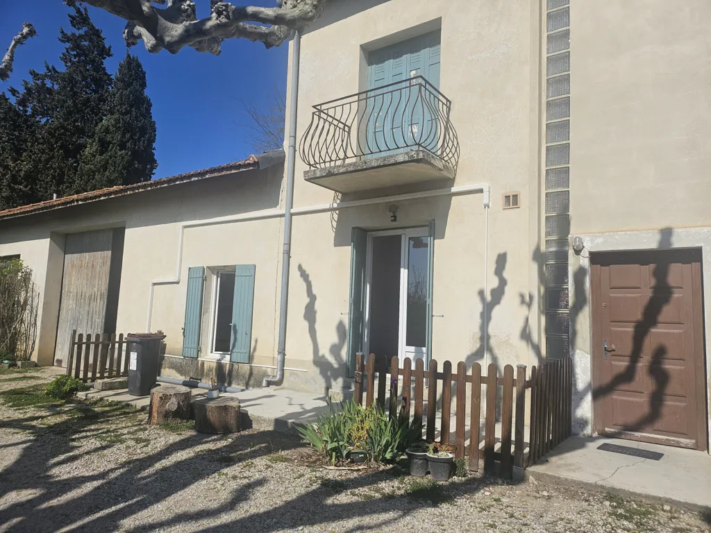 Extérieur - Appartement T2 avec Terrasse en Campagne à Travaillan