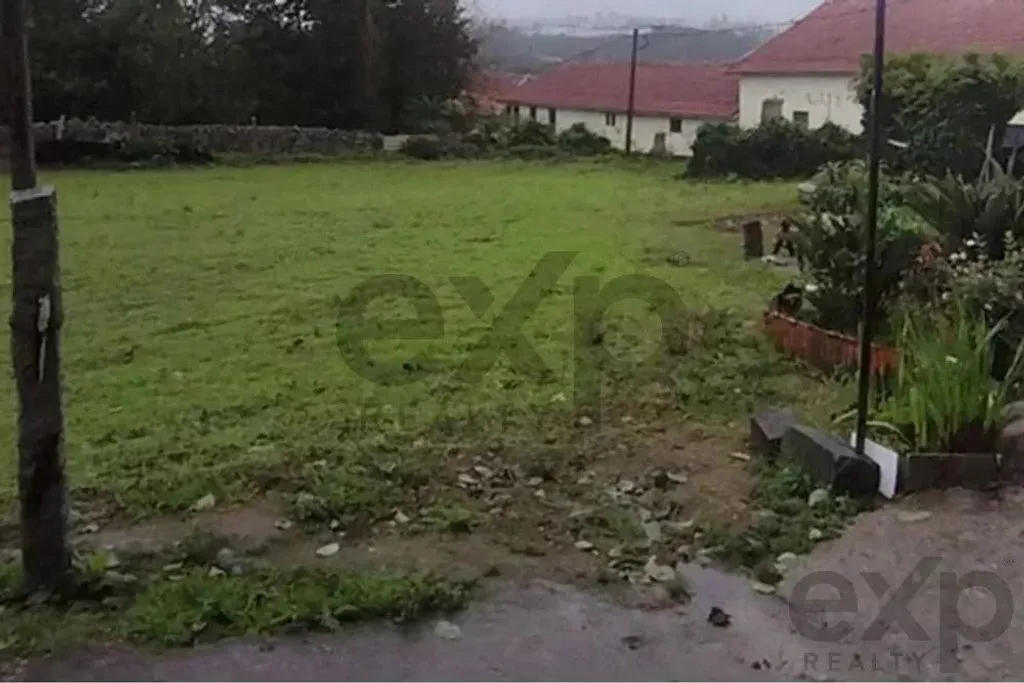 Jardin - Development Land with Dual Access in Vila Nova de Gaia