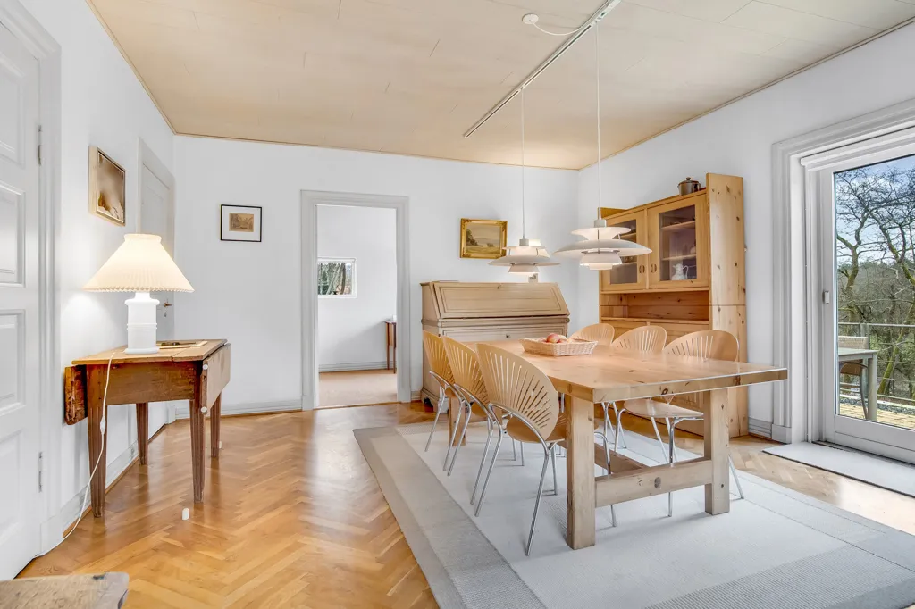 dining_room
