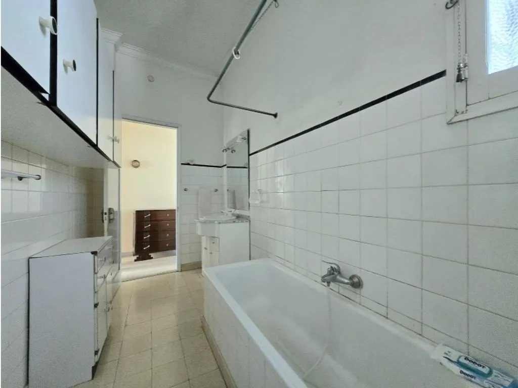 Bathrooms - Luxury Apartment Complex with Beach Proximity in Olhão