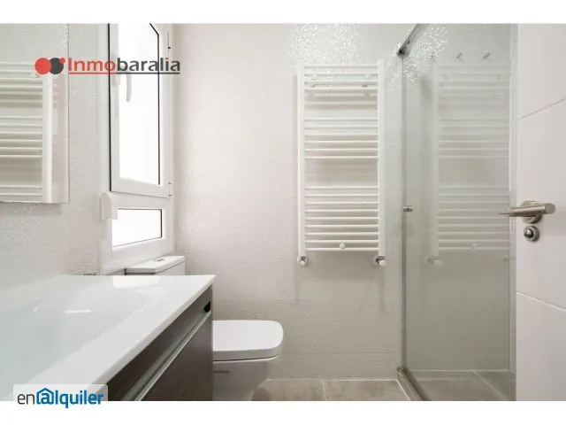Salles de bain - Modernised Flat with Air Conditioning in Arganzuela