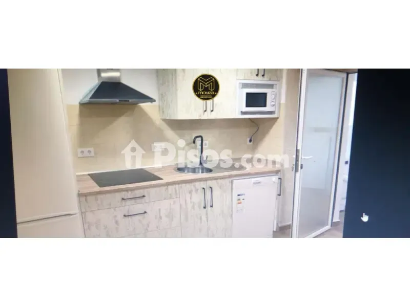 Cuisine - Semi-Amuebled House with Terrace in Martos