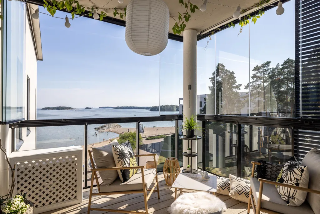 balcony
