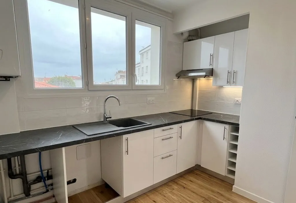 Cuisine - Appartement 2 Pièces en Centre-Ville de Royan