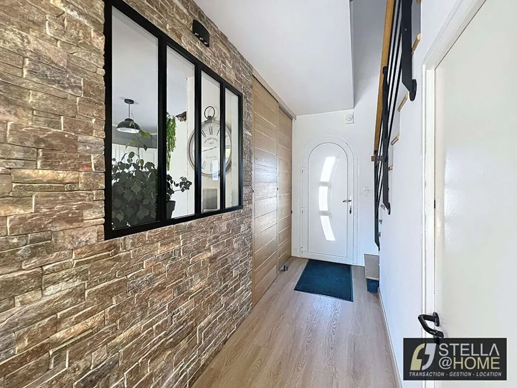 Esik - Villa with Pool in Pordic