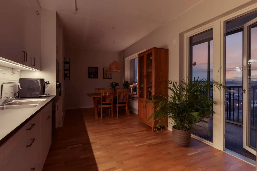 Köök - Apartment with Large Balcony in Östermalm