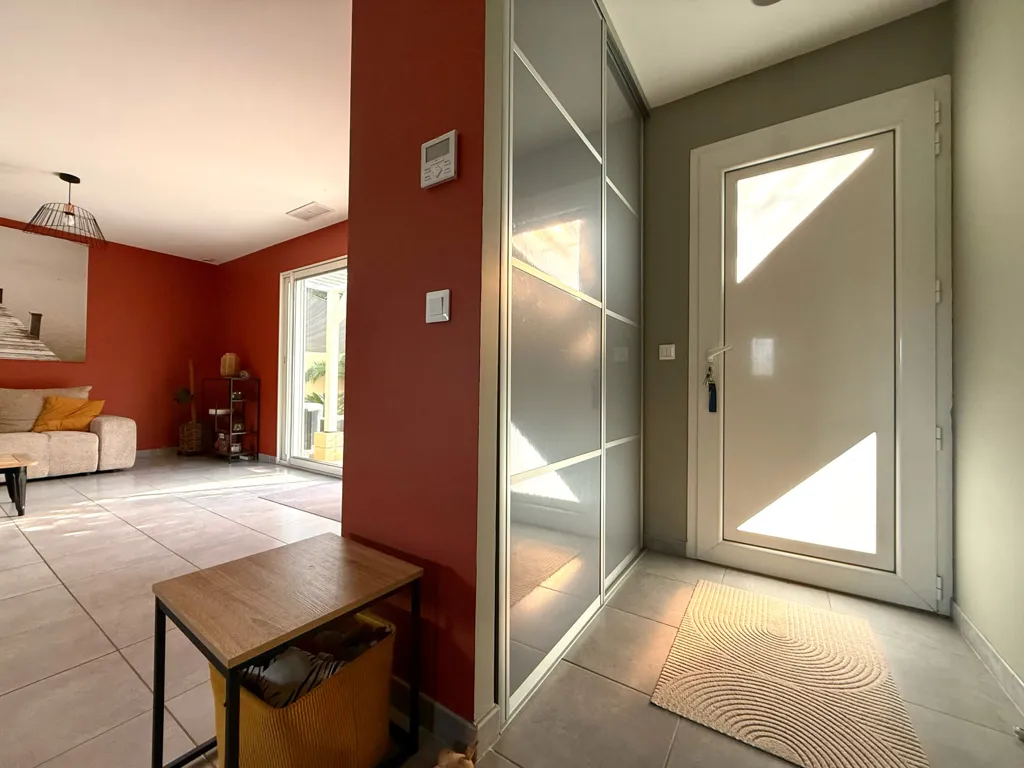 Esik - Contemporary Villa with Large Garden in Usclas-du-Bosc
