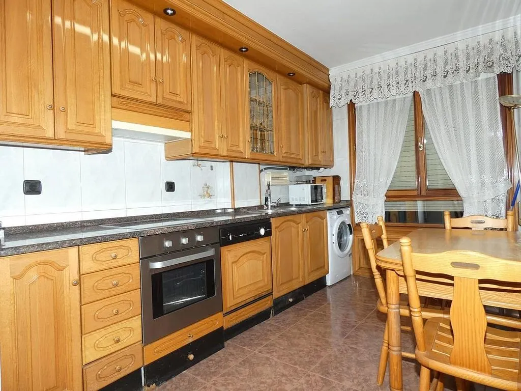 Cuisine - Apartment with Balcony in Arteagabeitia