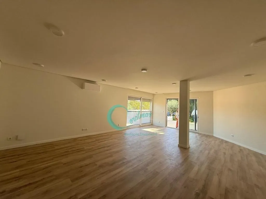 Elutuba - Luxury Apartment with Terrace in Almada
