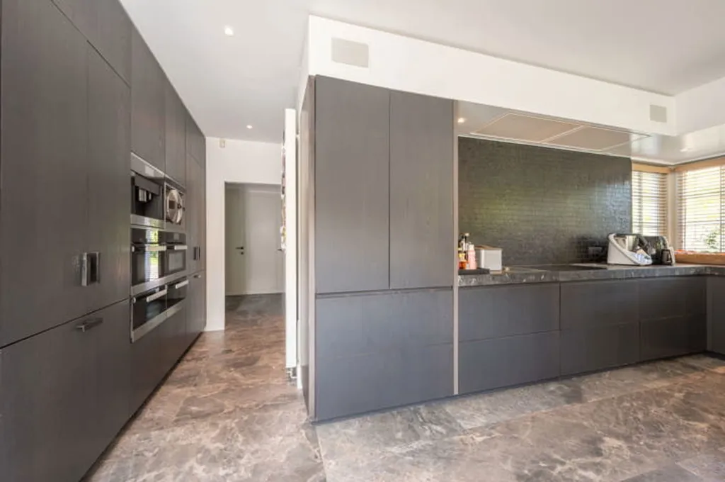 Kitchen - Villa with Pool in Knokke The Zoute