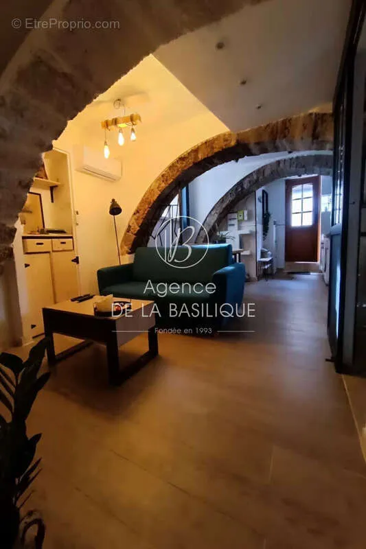Séjour - Appartement Atypique avec SPA à Saint-Maximin-La-Sainte-Baume