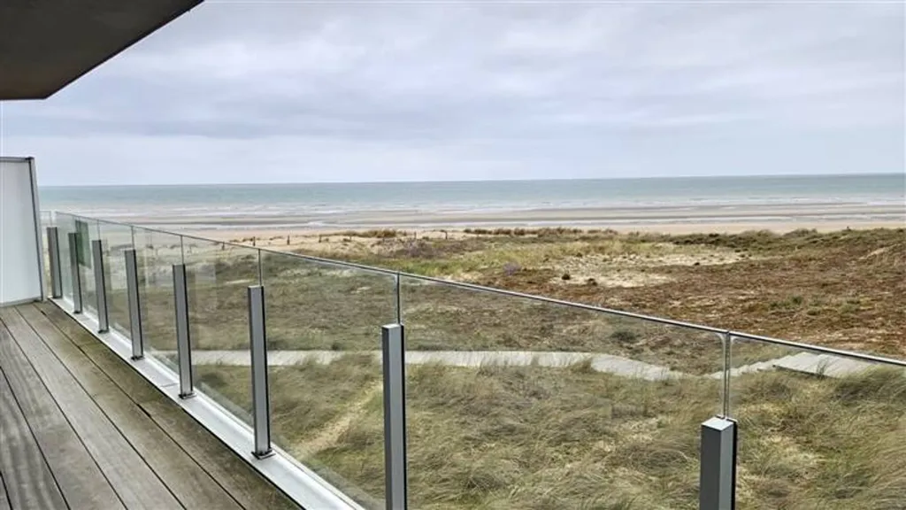 Rõdu - Apartment with Two Terraces in De Panne