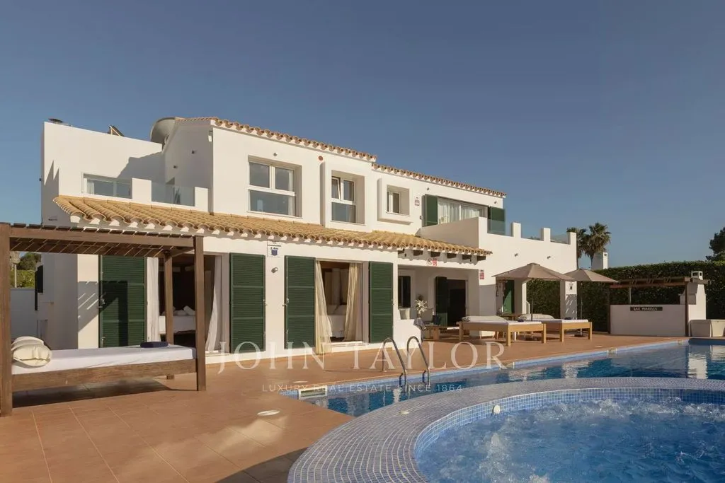 Piscine - Luxury Villa with Private Pool in Binibèquer Vell