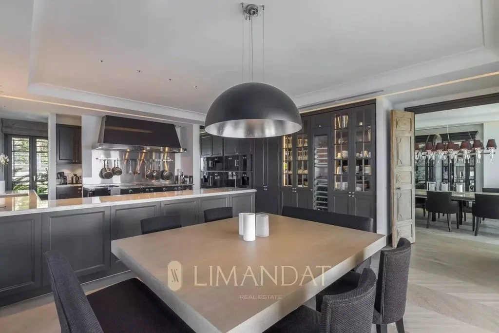 Köök - Luxury Villa with Sea View in Grimaud