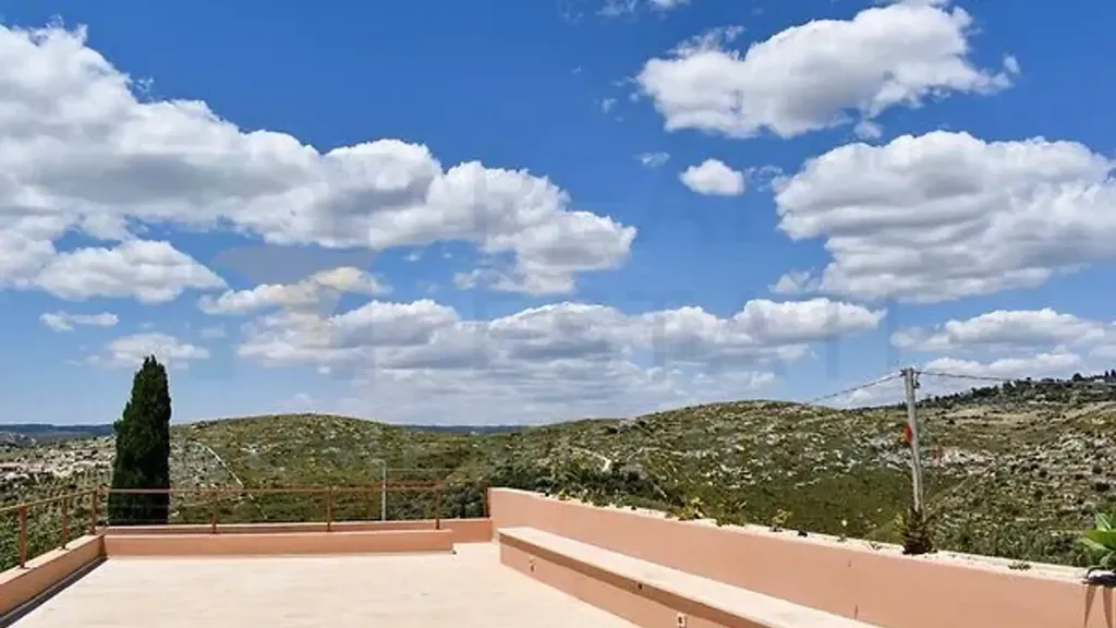 Terrass - Baroque Villa with Pool in Noto