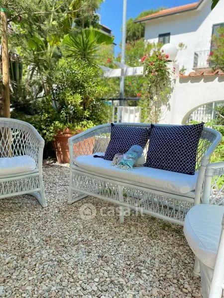 Terrace - Apartment with Private Courtyard in Riccione