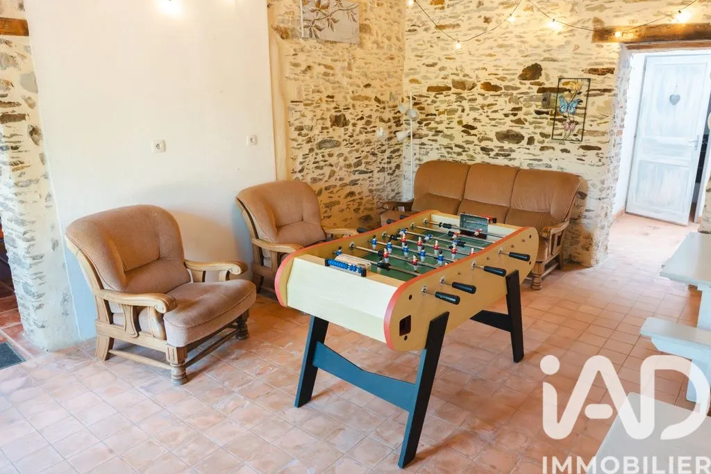 Toad - Charming Gîte with Reception in Les Hauts-d'Anjou