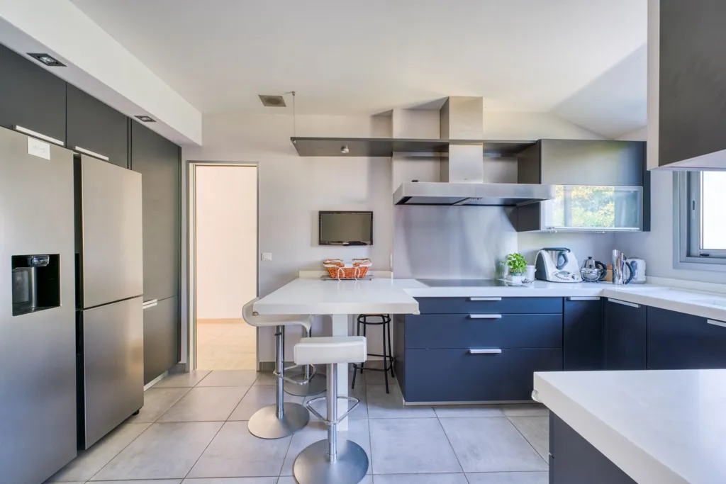 Cuisine - Villa d'Architecte avec Piscine à Dompierre-sur-Mer