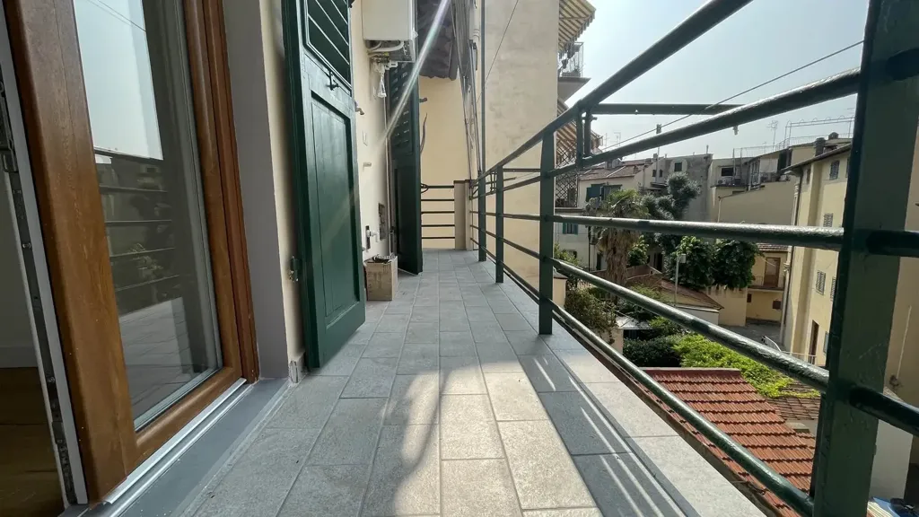 Balcony - Rusticated Flat with Terrace in San Jacopino, Florence