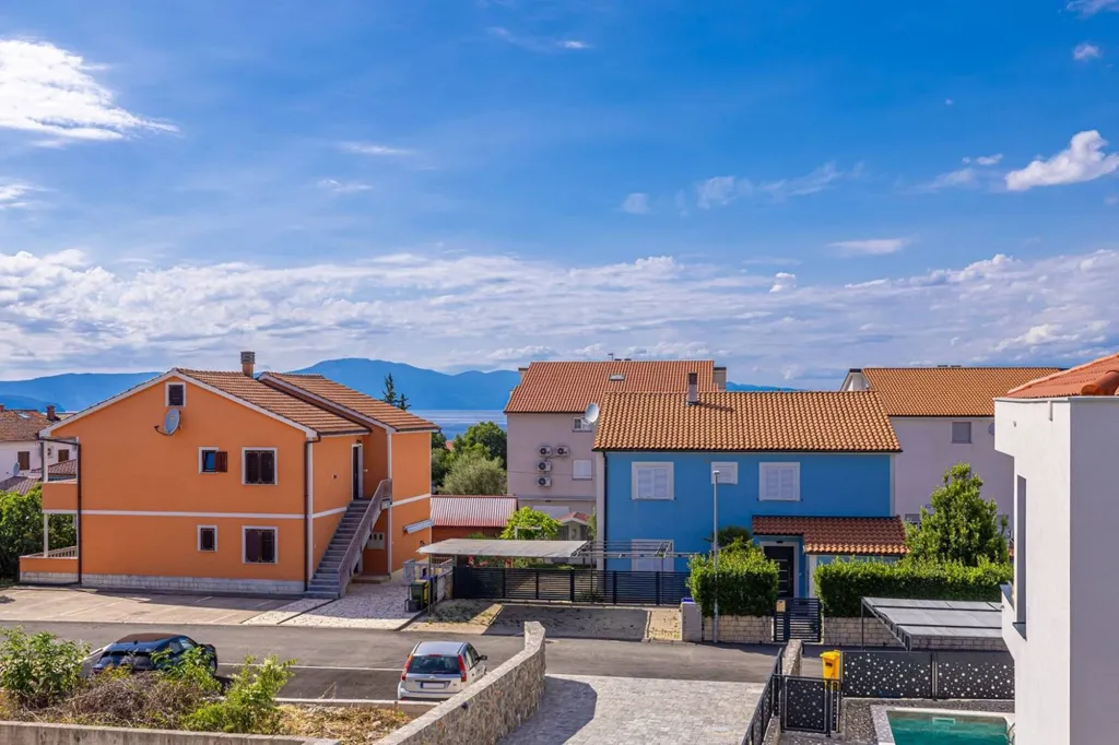 Esterno - Contemporary Villa with Pool in Malinska-Dubašnica