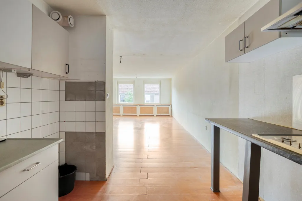 Köök - Appartement with Balcony in De Bothoven, Enschede