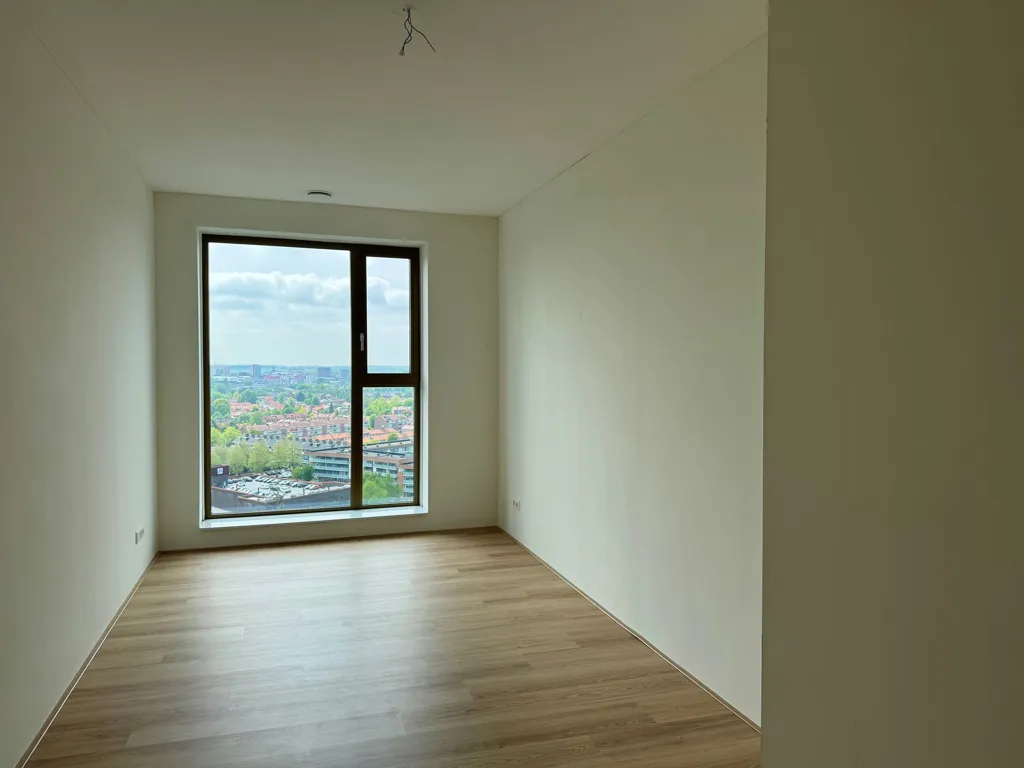 Pièces - Modern 3-Bedroom Apartment with Amersfoort View