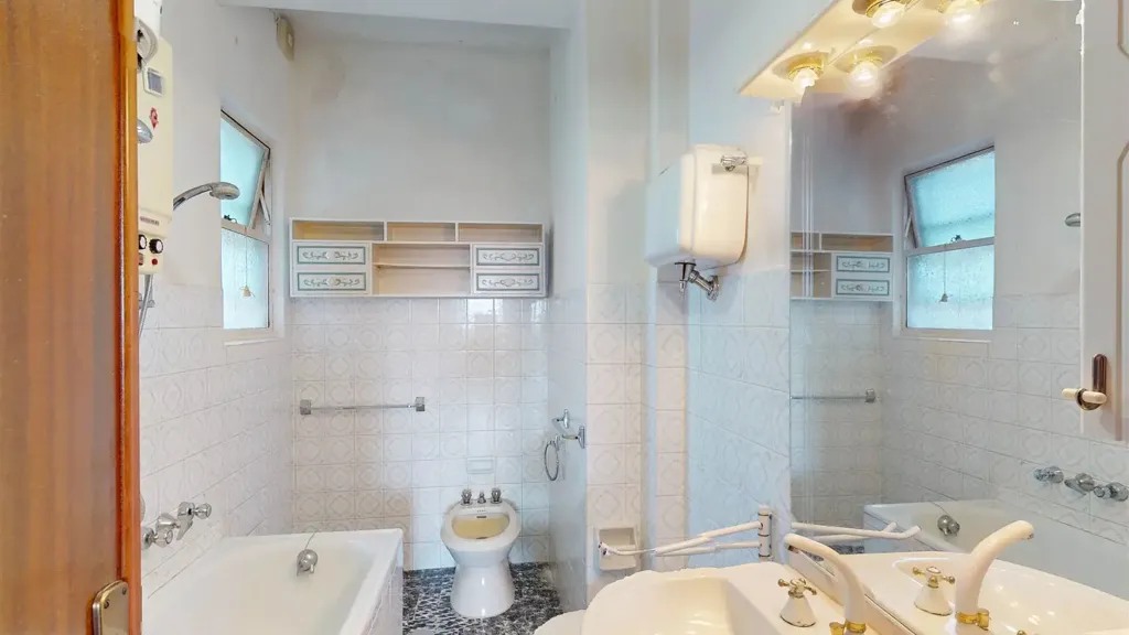 Salles de bain - Top Floor Flat with Panoramic Views in Perugia