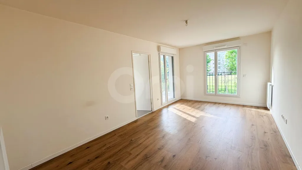 Toad - Modern Flat with Balcony in Vernouillet