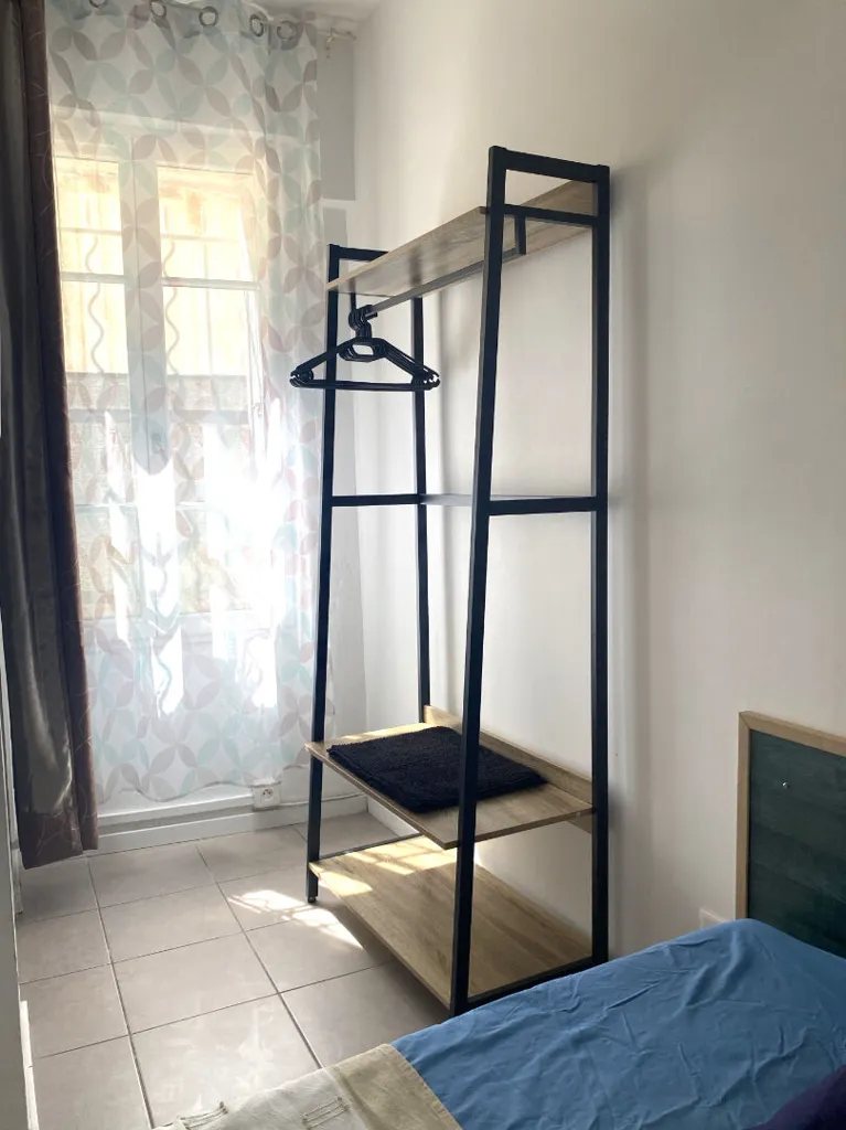 Bedrooms - Characterful 2-Bedroom Apartment in Avignon
