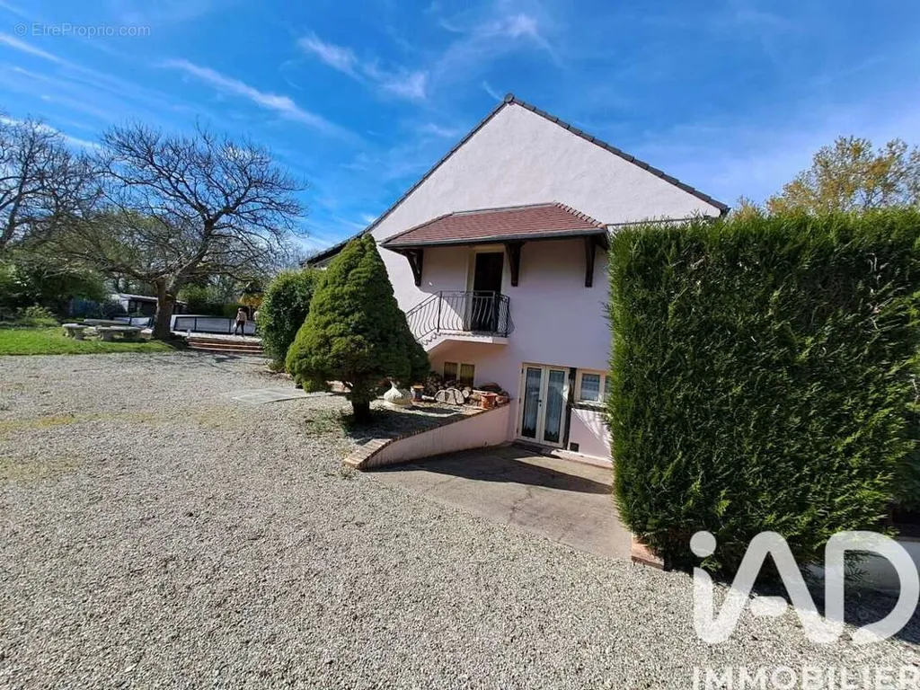 6-toaline maja asukohas Aubigny-Sur-Nere