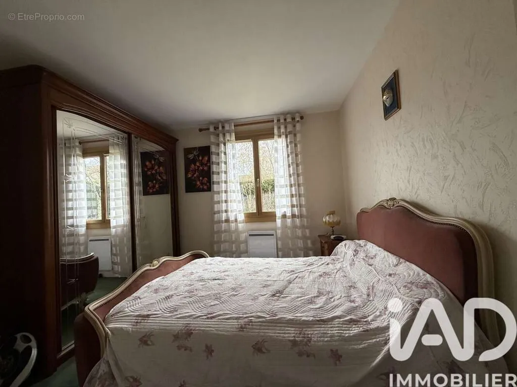 Chambres - Maison de Plain Pied avec Jardin à Condat-sur-Vienne