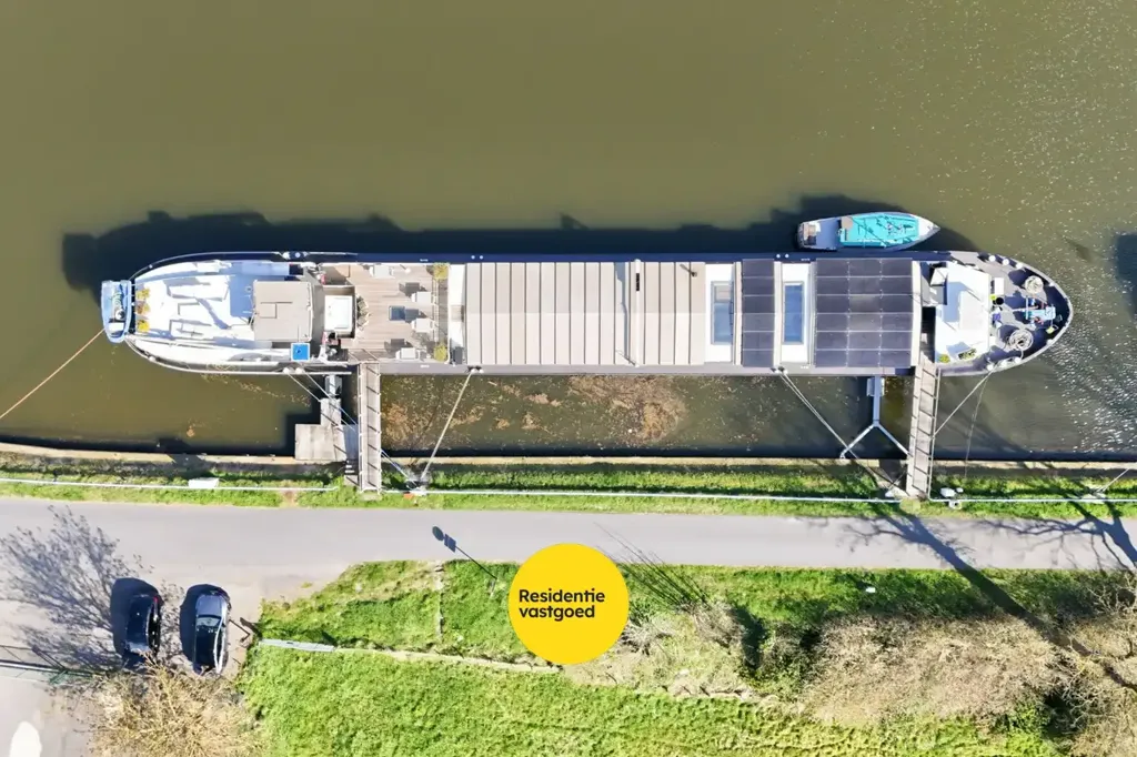 Õhuvaade - Unique Houseboat with B&B in Plassendale